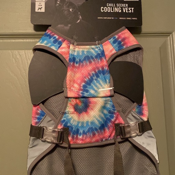 Canada Pooch cooling vest NWT size 22 color tie dye - Picture 7 of 7